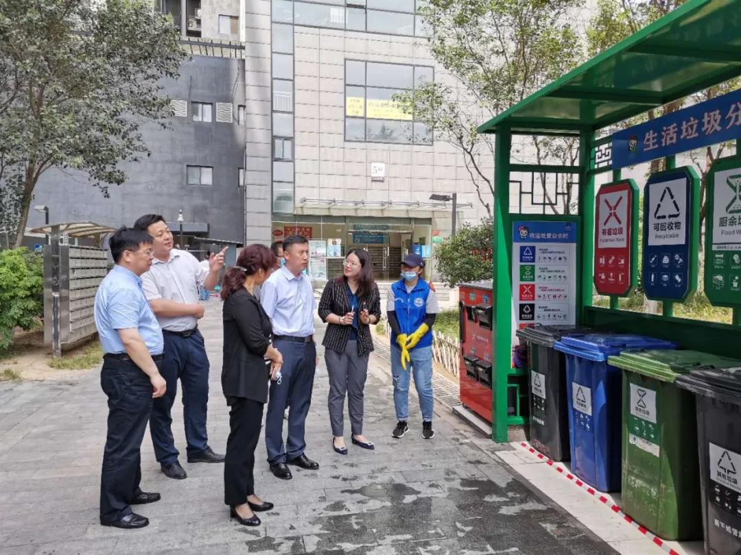 李国强调研社区网格化管理工作