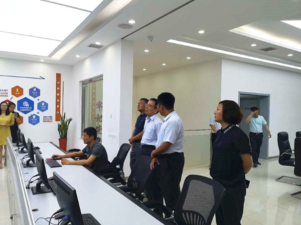 濟南軟件開發(fā)  劉海峰到東關(guān)街道調(diào)研網(wǎng)格化社會治理工作