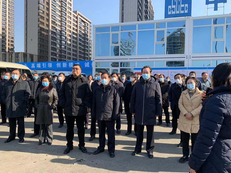 濟南市重點項目建設(shè)觀摩評議團到歷下區(qū)觀摩   濟南軟件開發(fā)